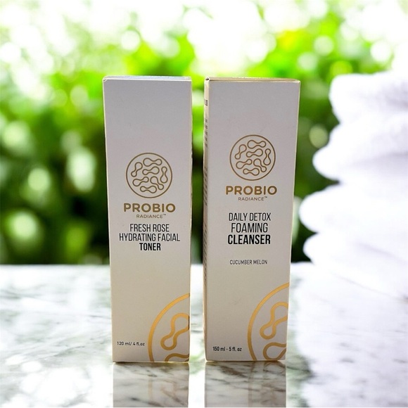 NIB-2pc-Rose Hydrating Facial Toner & Daily Detox Foaming Cucumber Cleanser Set - Picture 2 of 7